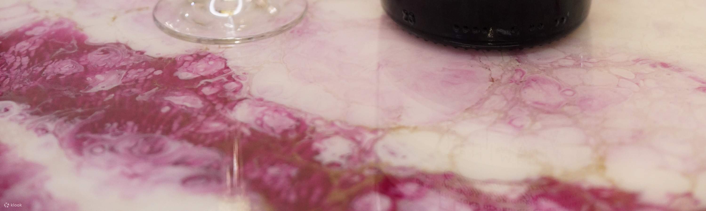 Giovanni Pina, bữa nửa buổi, bữa nửa buổi cuối tuần, ăn thỏa thích, rượu và bia miễn phí